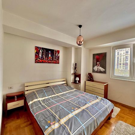 Appartamento Modern & Cozy Skopje Esterno foto