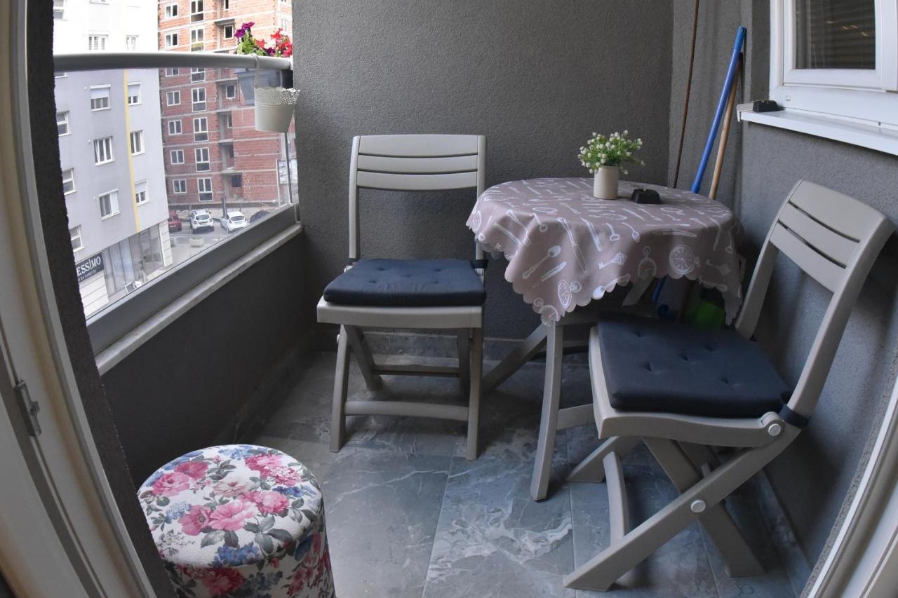 Appartamento Modern & Cozy Skopje Esterno foto