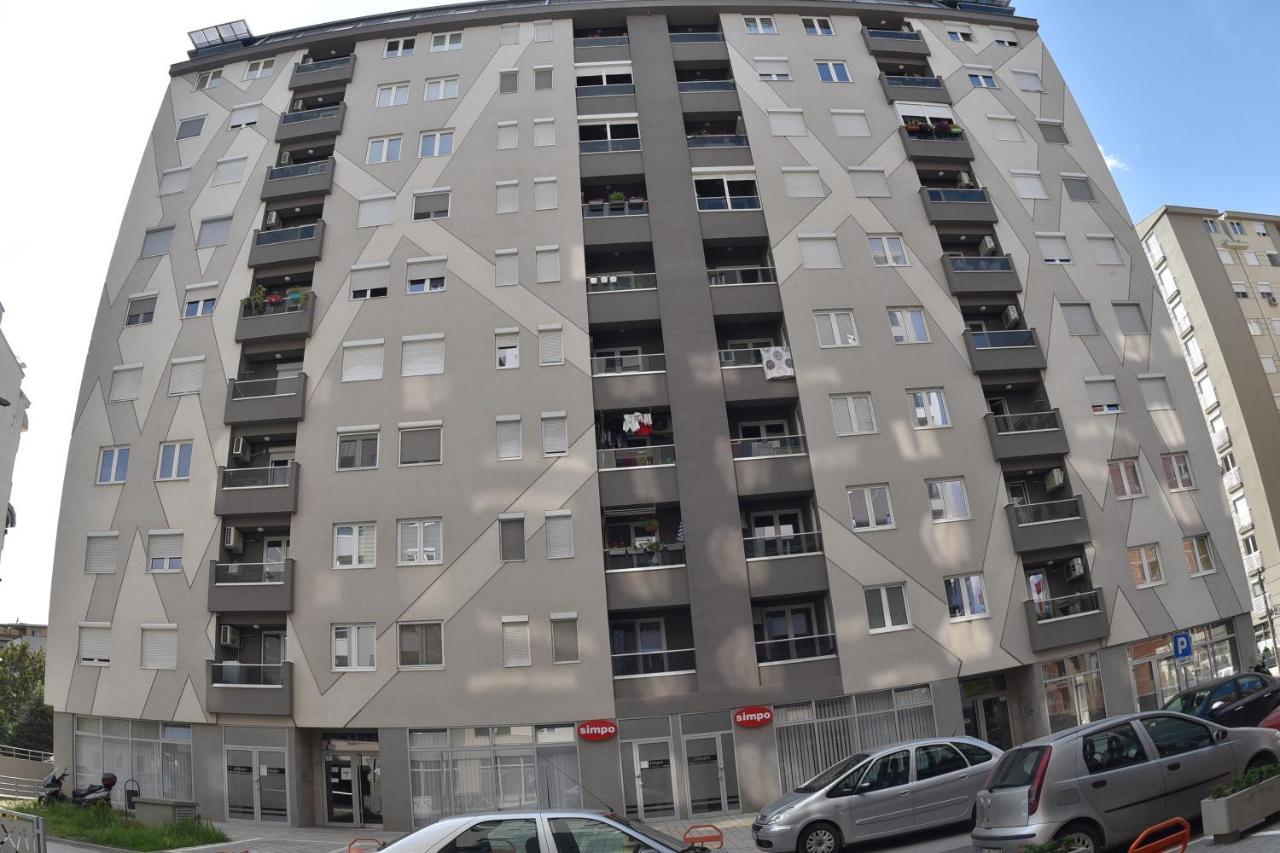 Appartamento Modern & Cozy Skopje Esterno foto