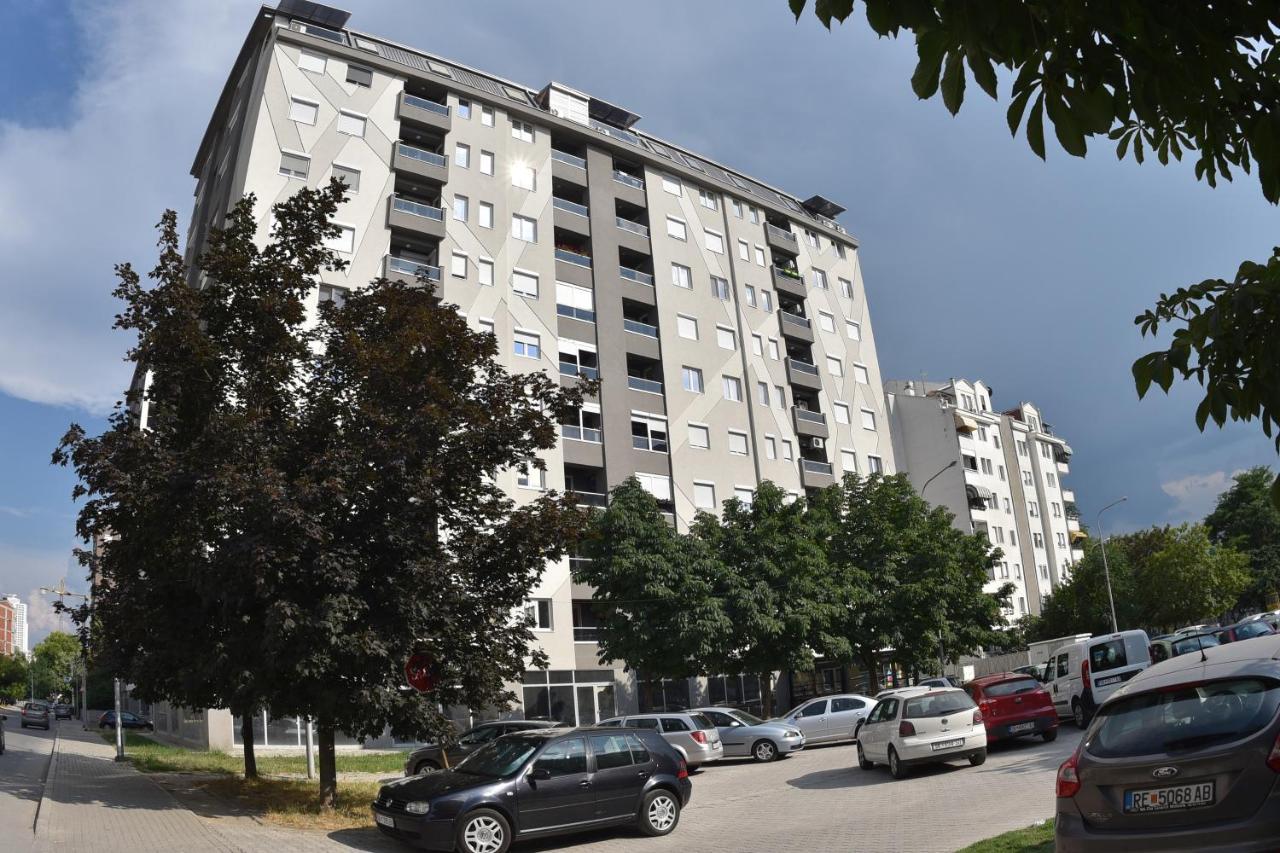 Appartamento Modern & Cozy Skopje Esterno foto