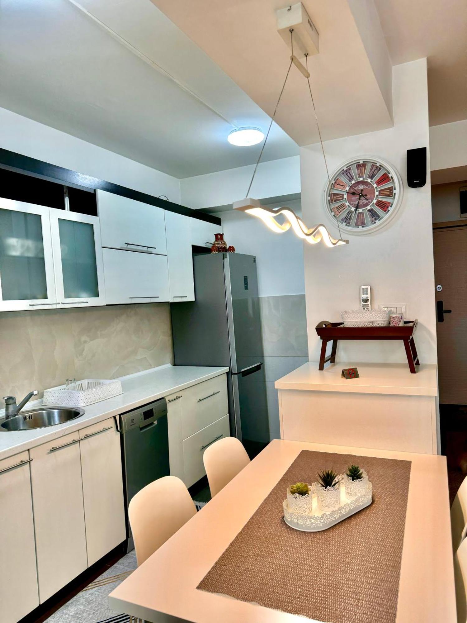 Appartamento Modern & Cozy Skopje Esterno foto